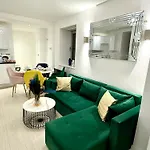 Award Winner Of 2026 &2025 Traveller & Guest Rated Apartment, Two Bedroom, #1 Centres Location, Great 180 Degree Views,balcony , Parking Onsite, Netflix & Wifi Appartement Leeds (West Yorkshire)