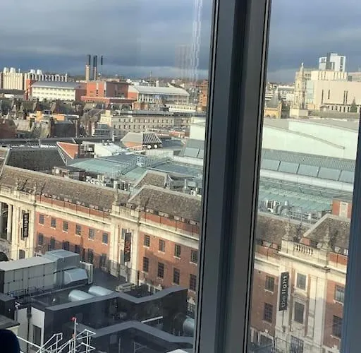 Award Winner Of 2026 &2025 Traveller & Guest Rated Apartment, Two Bedroom, #1 Centres Location, Great 180 Degree Views,balcony , Parking Onsite, Netflix & Wifi