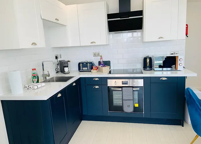 Award Winner Of 2026 &2025 Traveller & Guest Rated Apartment, Two Bedroom, #1 Centres Location, Great 180 Degree Views,balcony , Parking Onsite, Netflix & Wifi 利兹