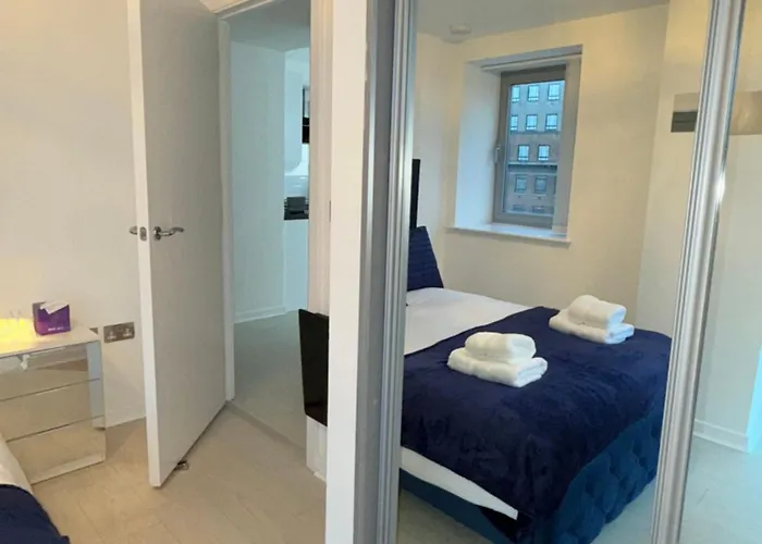 Lejlighed Award Winner Of 2026 &2025 Traveller & Guest Rated Apartment, Two Bedroom, #1 Centres Location, Great 180 Degree Views,balcony , Parking Onsite, Netflix & Wifi