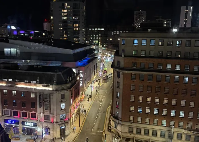 Award Winner Of 2026 &2025 Traveller & Guest Rated Apartment, Two Bedroom, #1 Centres Location, Great 180 Degree Views,balcony , Parking Onsite, Netflix & Wifi Lejlighed *